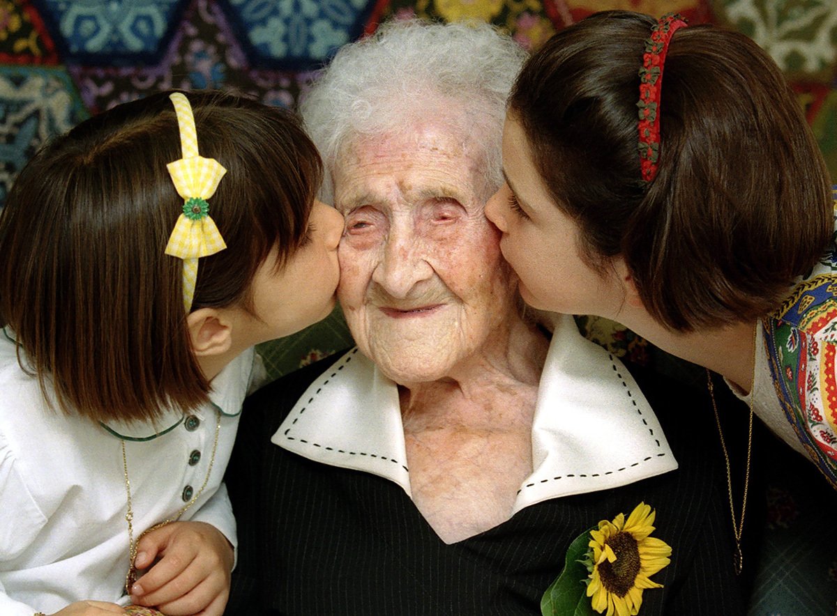 Жанна Луиза Кальман в день своего 120-летия. Фото: Jean-Paul Pelissier / REUTERS / Scanpix / LETA